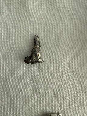 Sterling Silver Howling Wolf Bracelet Charm - Silver